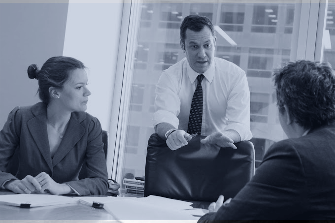 Photo of Eric Richman, Esq. discussing how to choose a personal injury lawyer blog